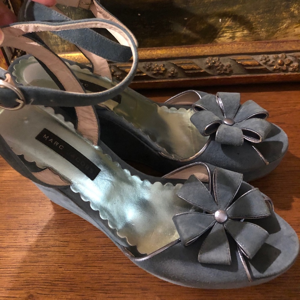 Marc Jacobs Suede Gray / Blue tones shoes!